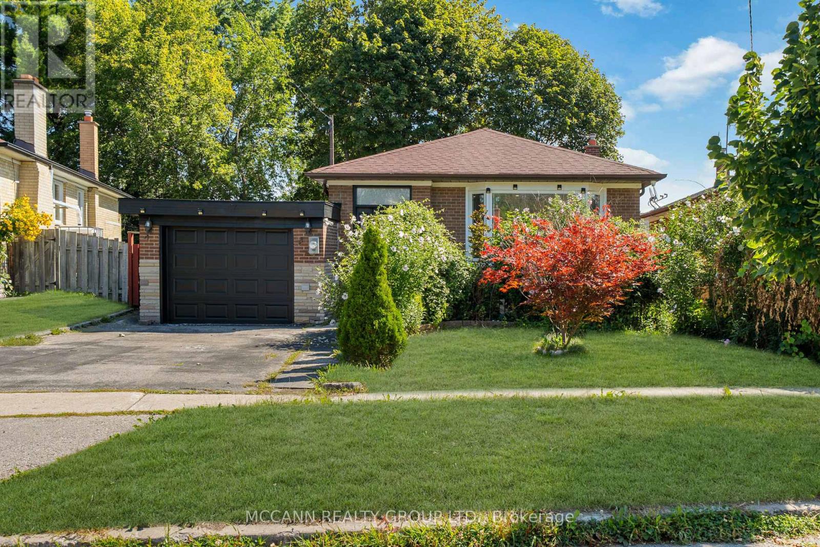 17 BARLOW ROAD