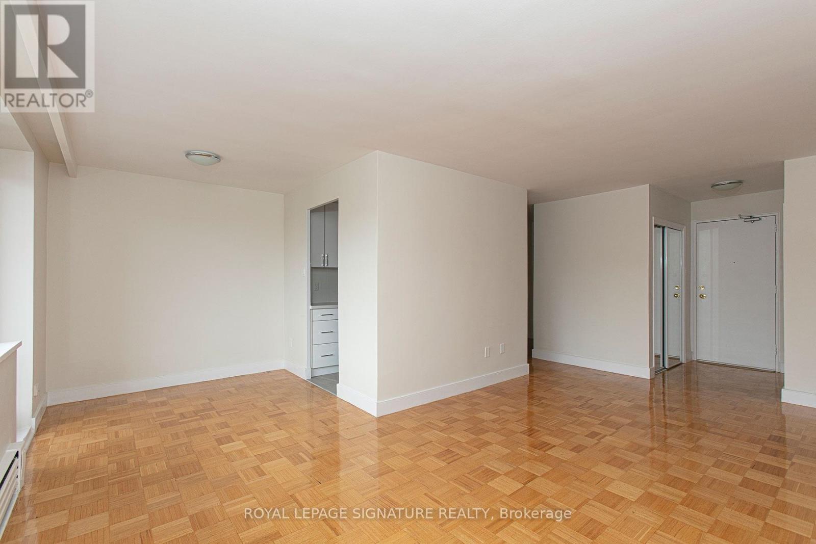 203 - 2 GRANDSTAND PLACE