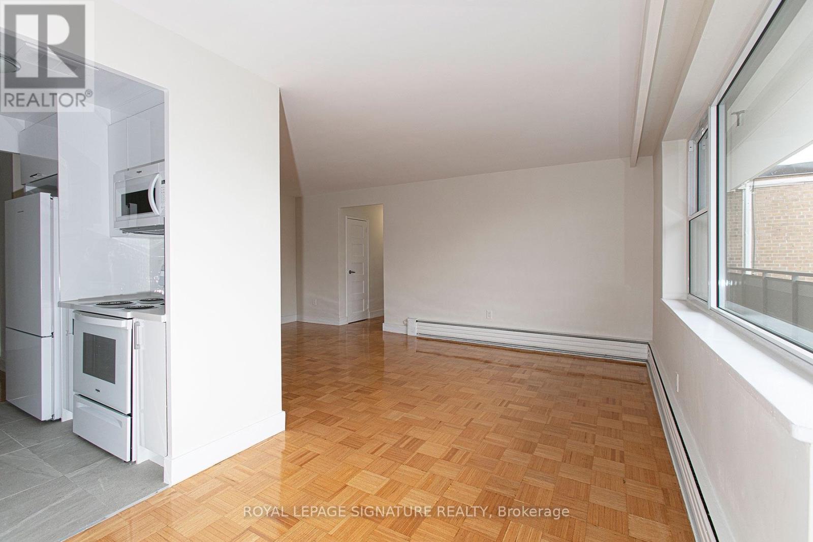 203 - 2 GRANDSTAND PLACE