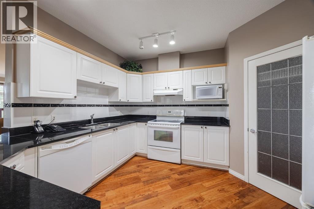 1306, 1306 Lake Fraser Court SE