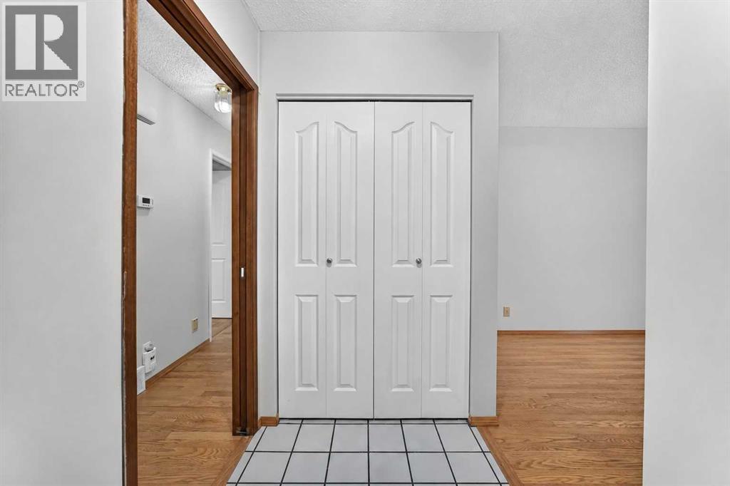112 Queensland Place SE
