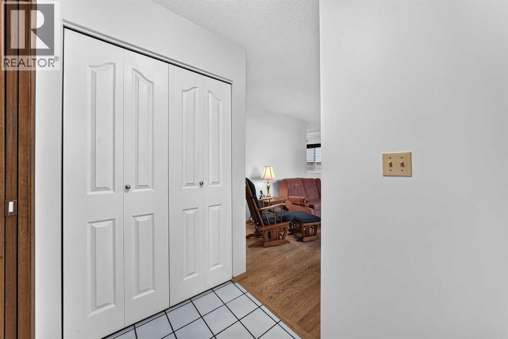 112 Queensland Place SE