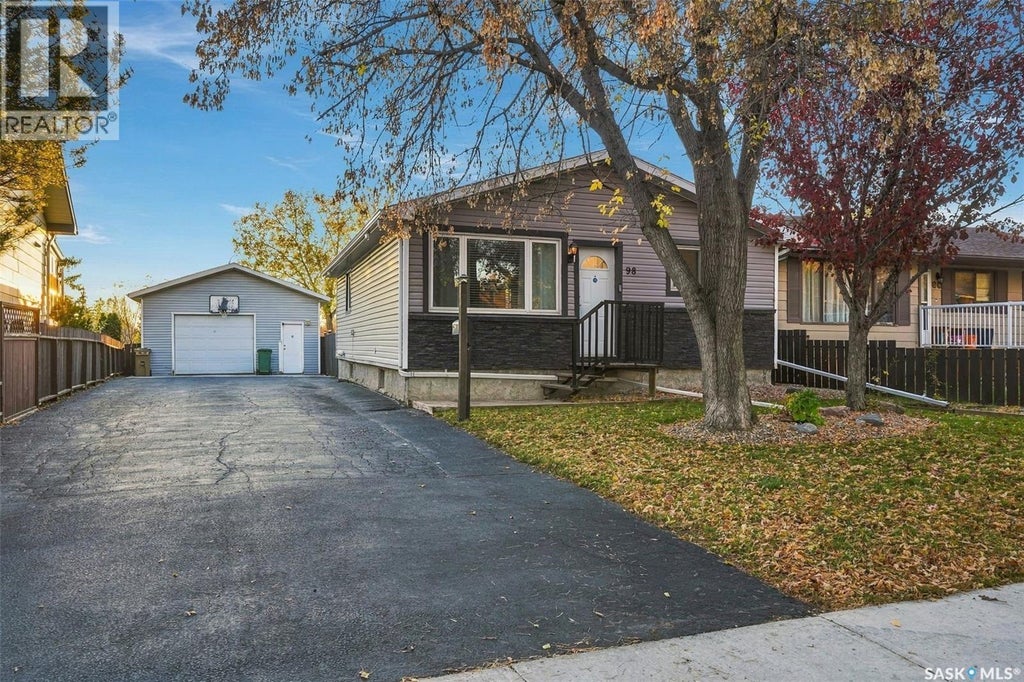 98 MAGEE CRESCENT, REGINA, SK S4R 6K5 - Image 2185116910.jpeg?d=l