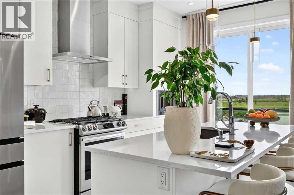 90 Savoy Landing SE