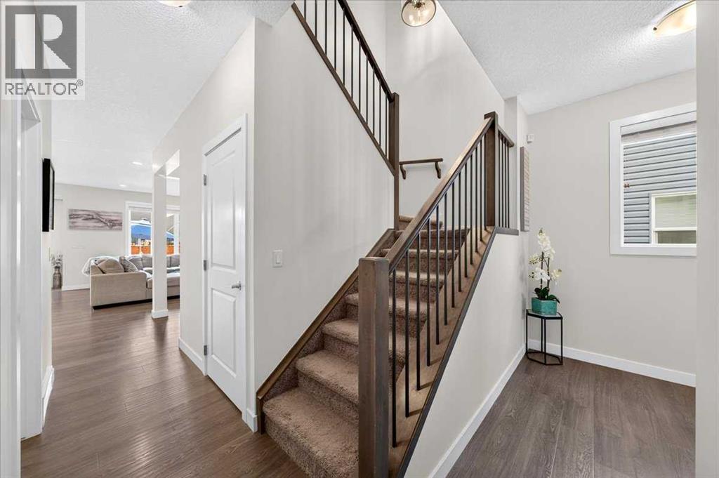 135 Bayview Circle SW