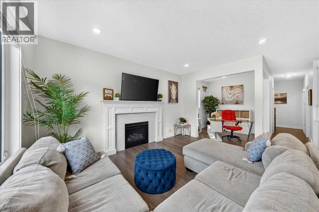 135 Bayview Circle SW
