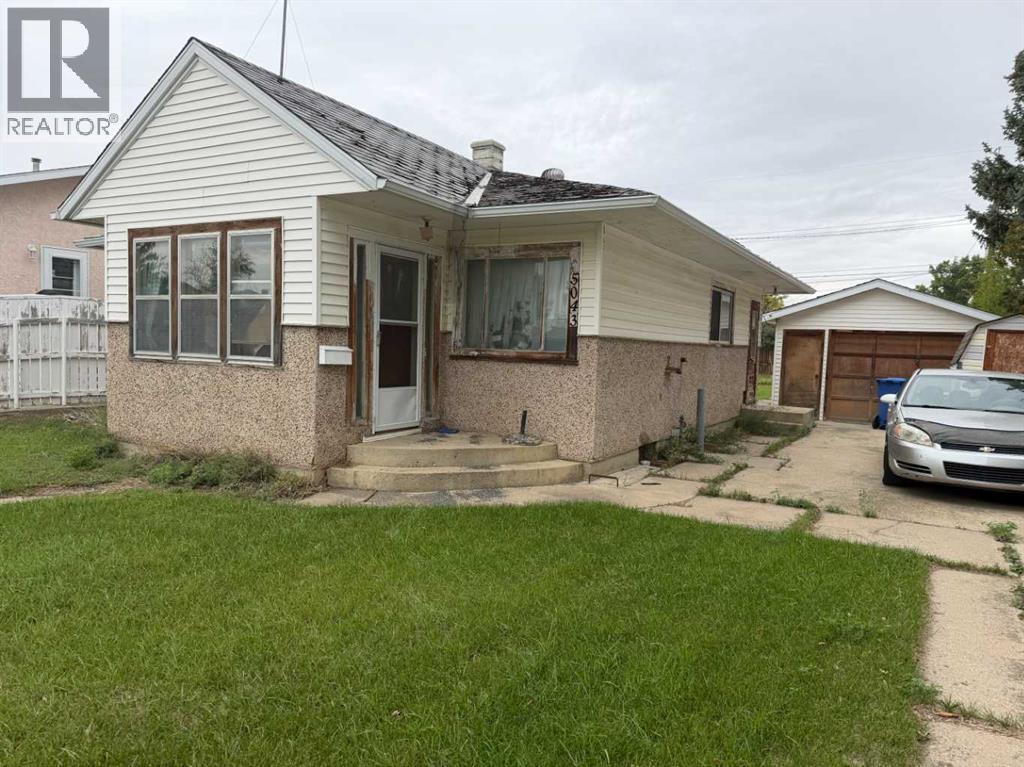 5043 41 AVENUE, TABER, AB T1G 1A5 - Image 2970752993.jpeg?d=l