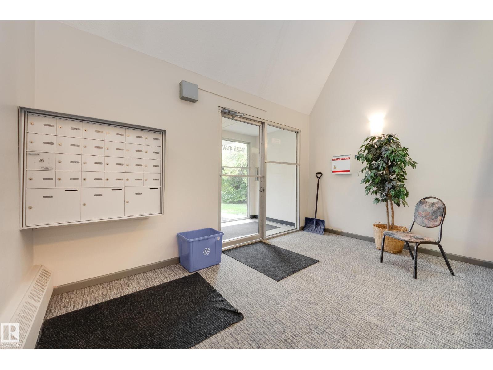 #304 11425 41 AV NW