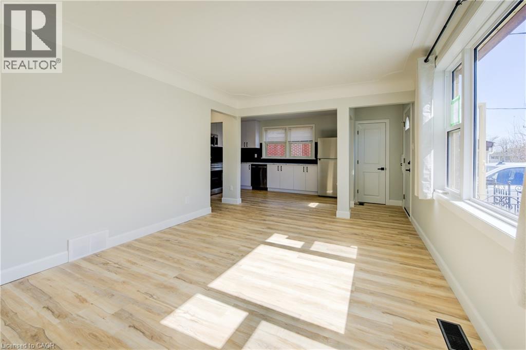 320 HIGHLAND Road E Unit# Main