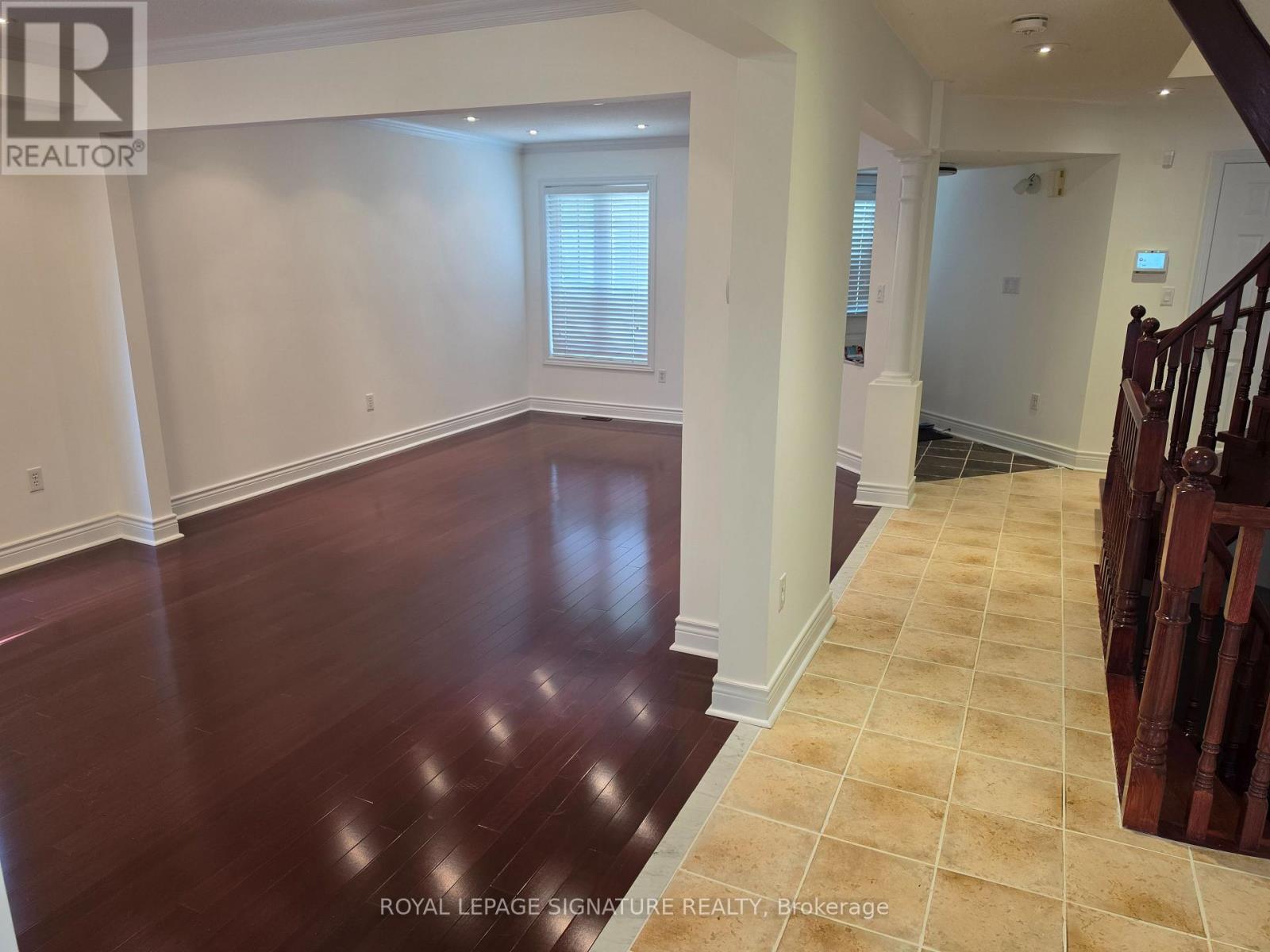 794 WHITE CLOVER WAY