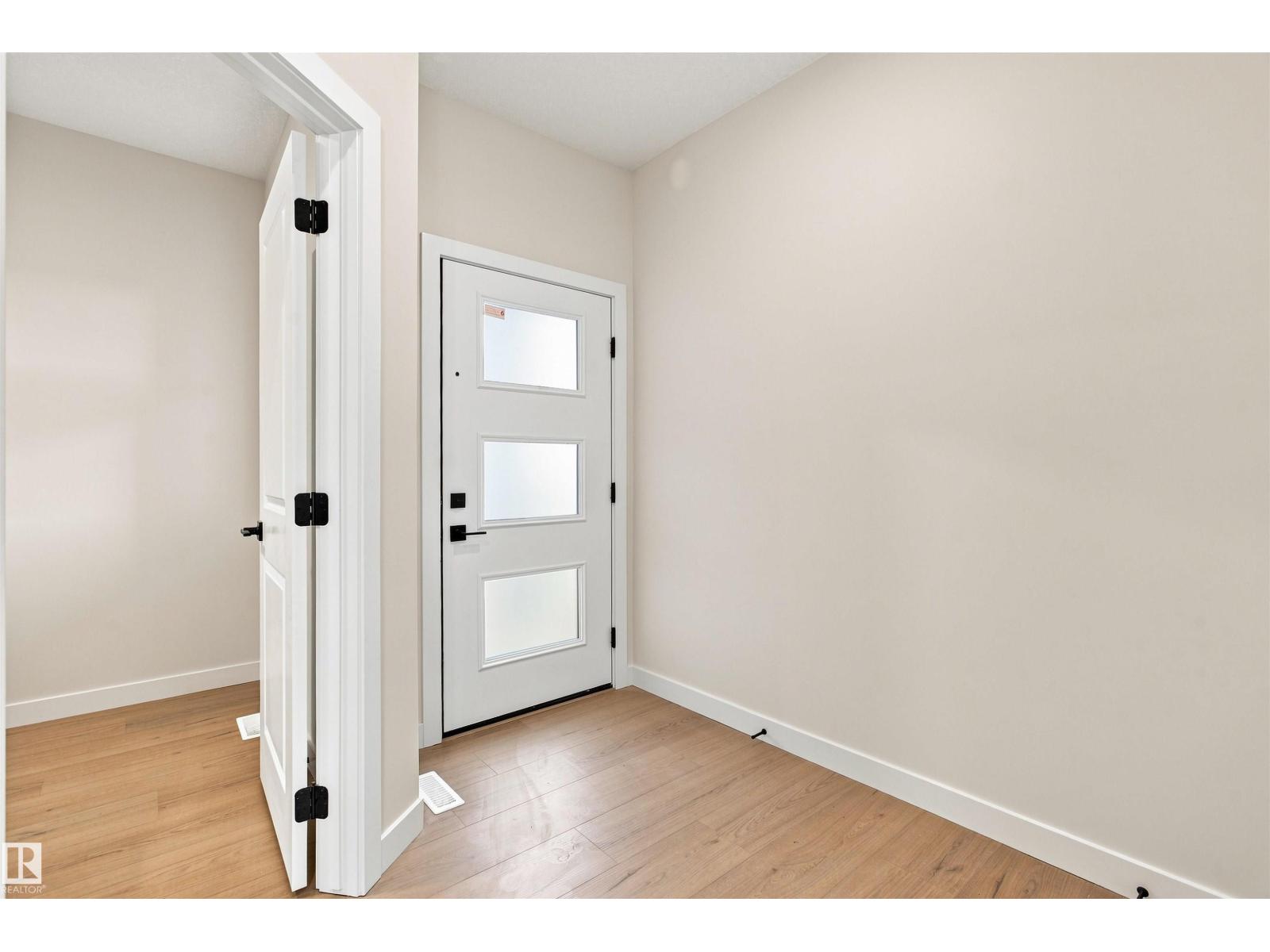 10458 104 ST