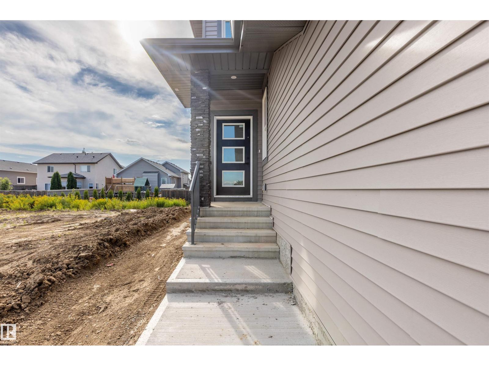 10458 104 ST