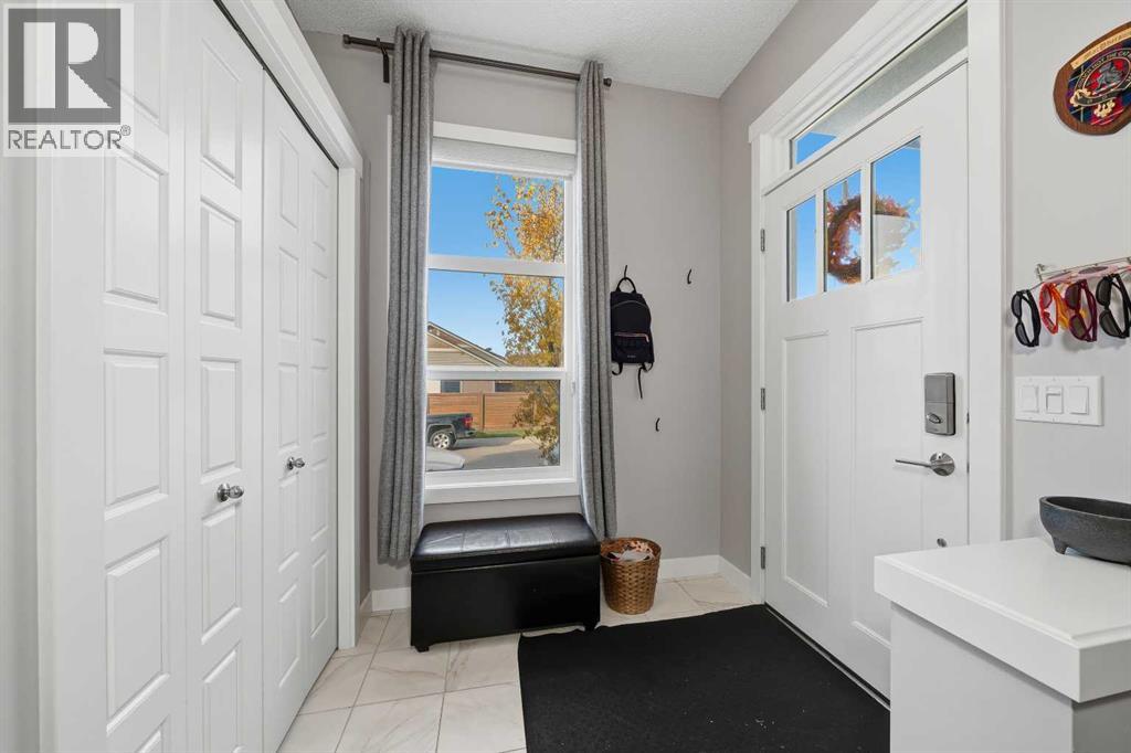 292 Chinook Gate Close SW