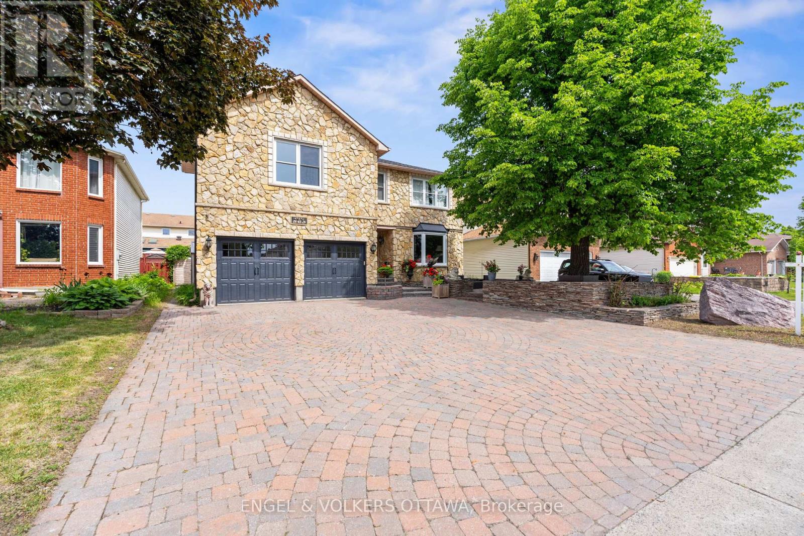 563 MERKLEY DRIVE