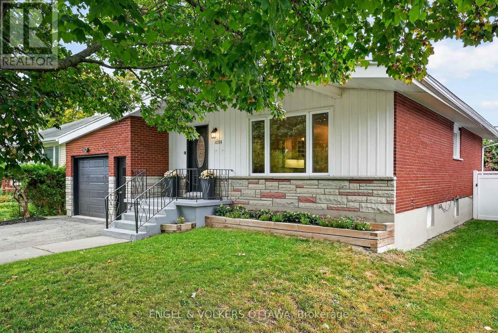 1238 ST. PAUL AVENUE