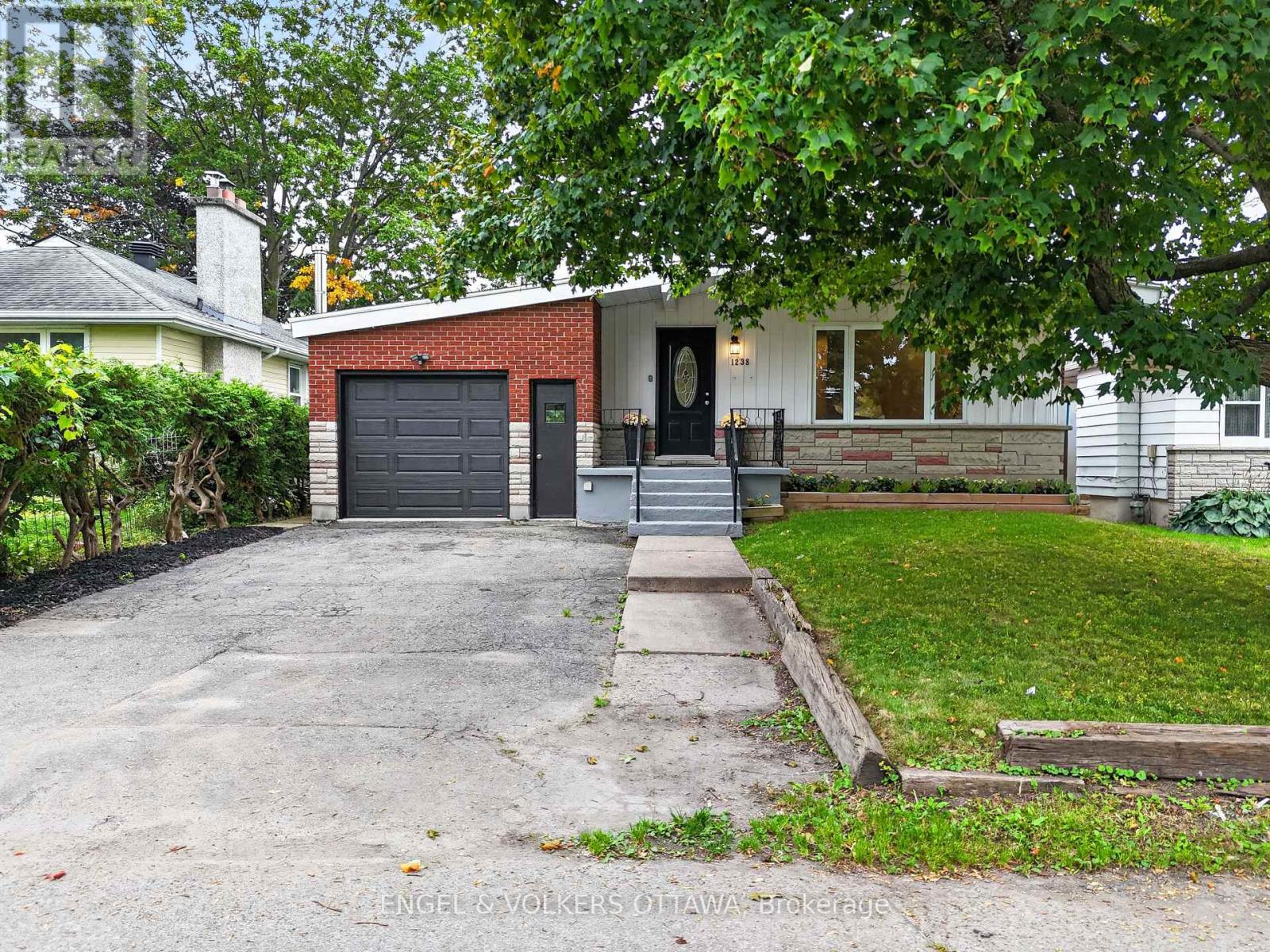 1238 ST. PAUL AVENUE