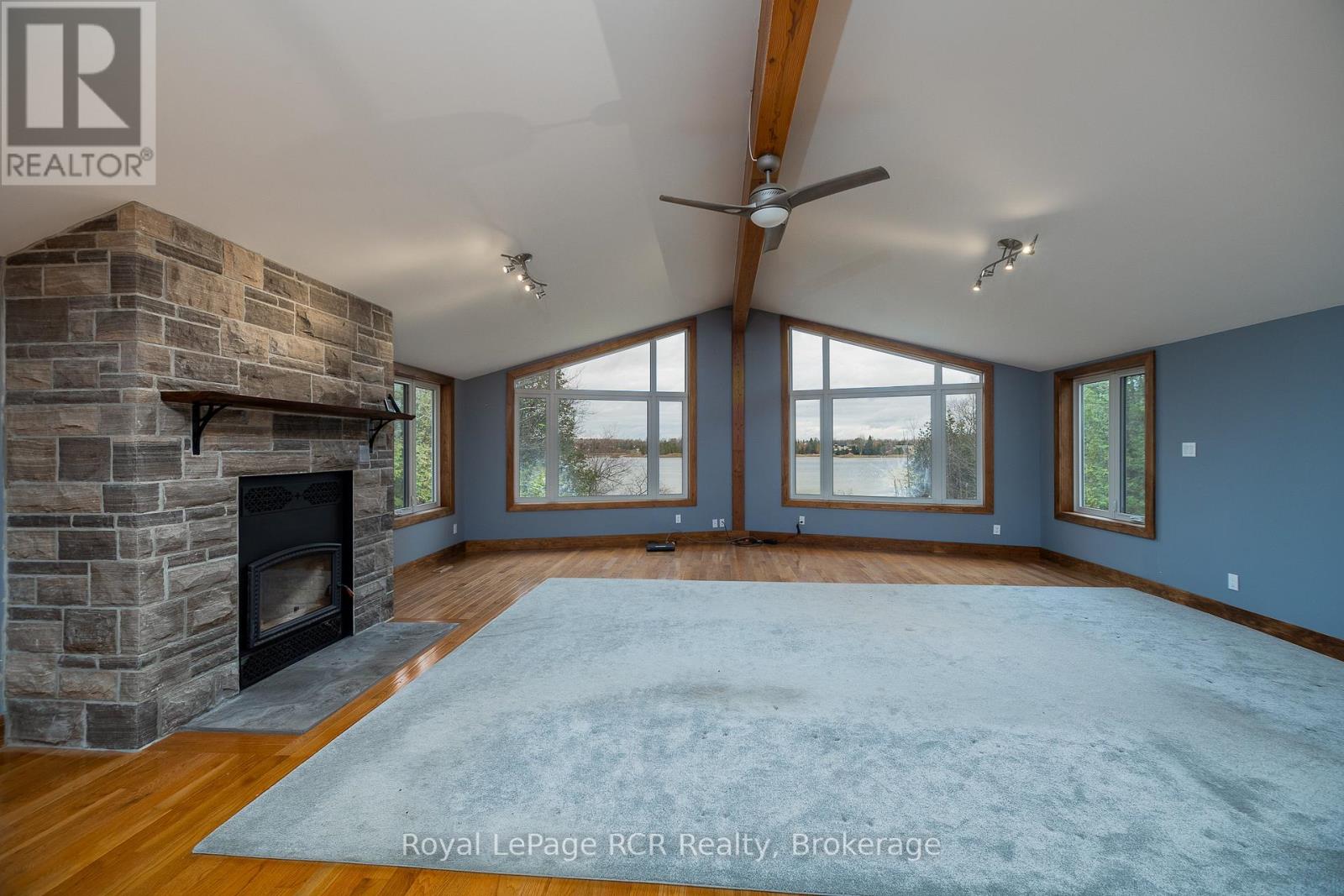 123 LAKEVIEW ROAD