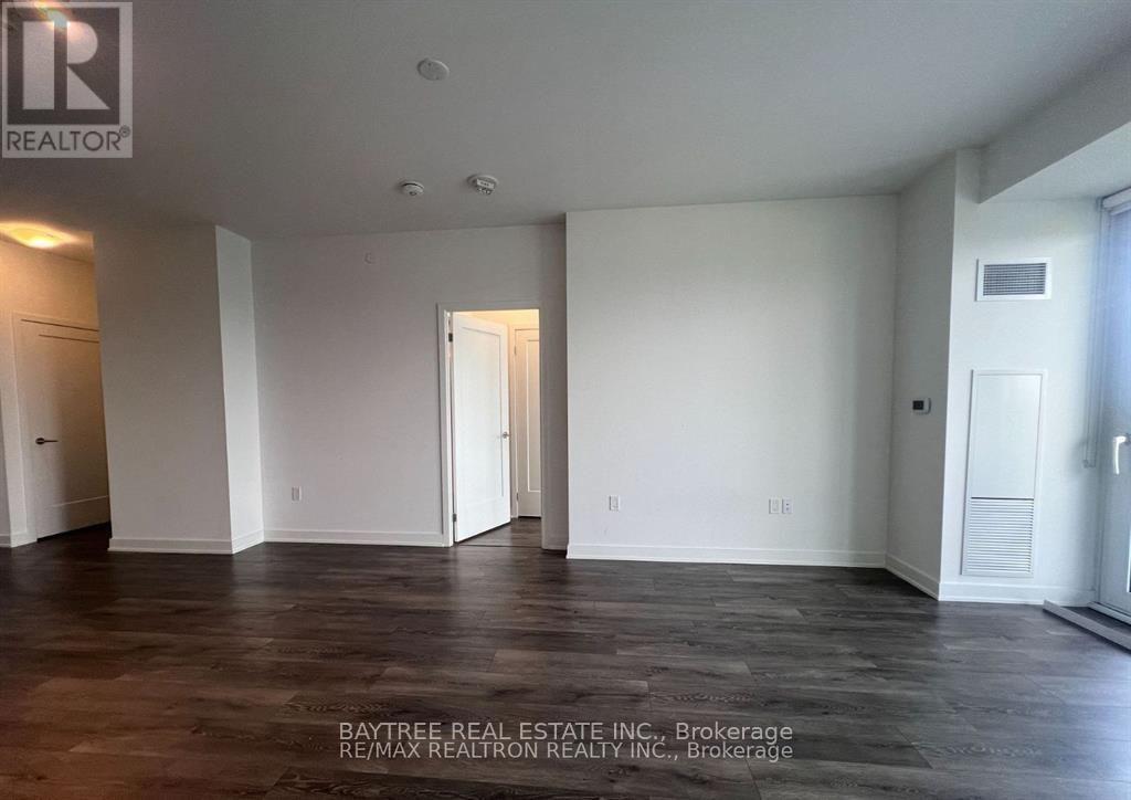 1107 - 105 ONEIDA CRESCENT