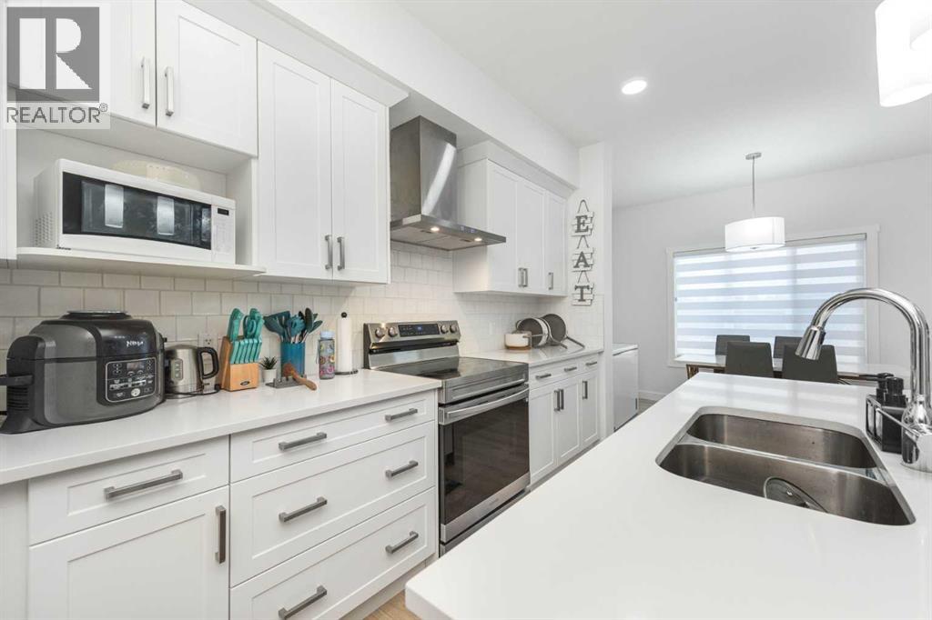 308 Sora Terrace SE