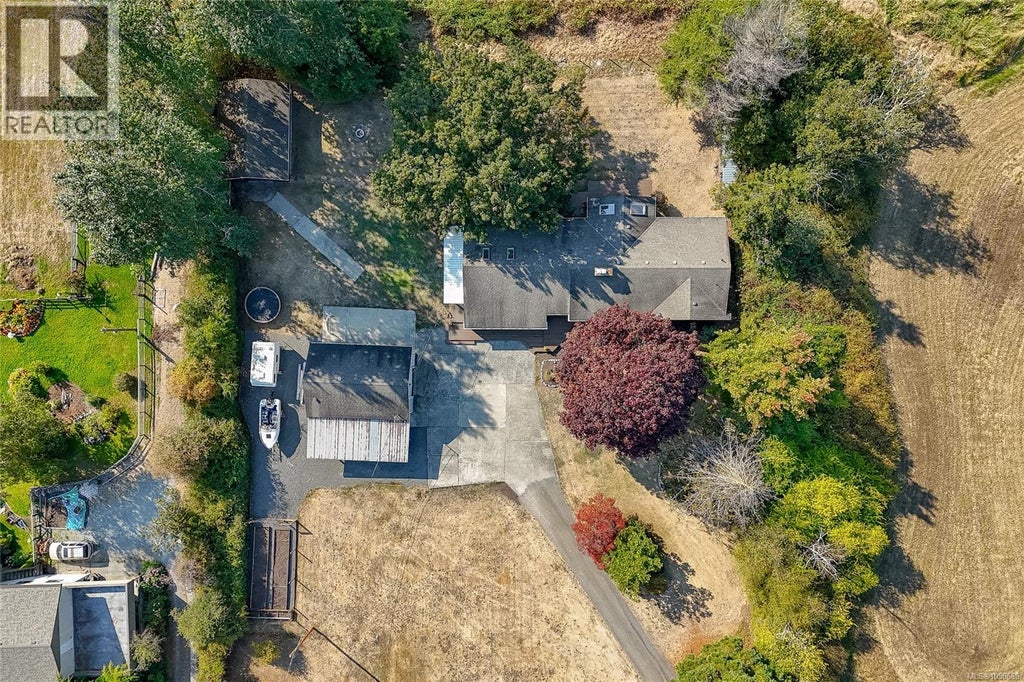 6390 WELCH RD, CENTRAL SAANICH, BC V8M 1W7 - Image 2482285589.jpeg?d=l