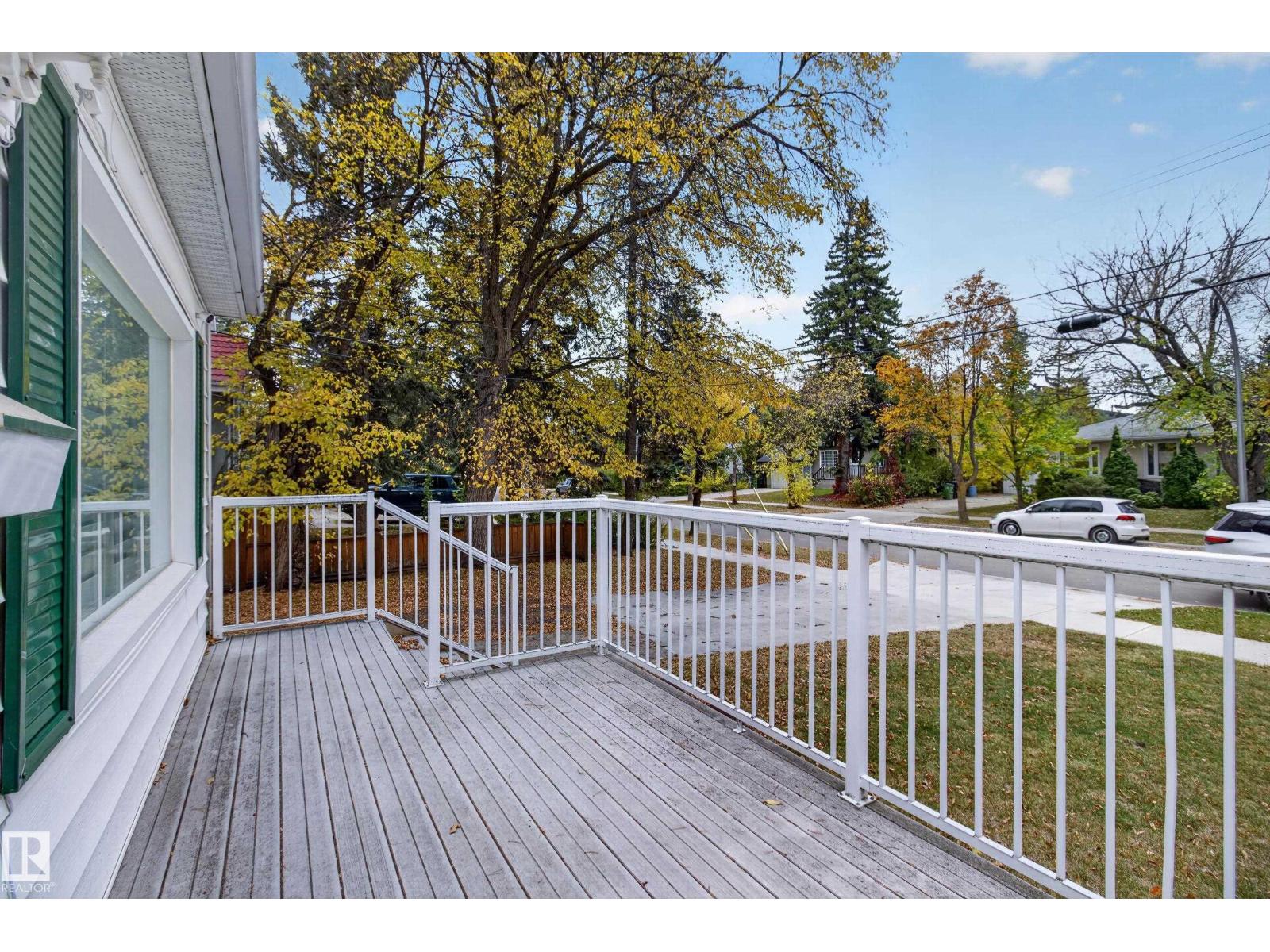 5422 110 ST NW
