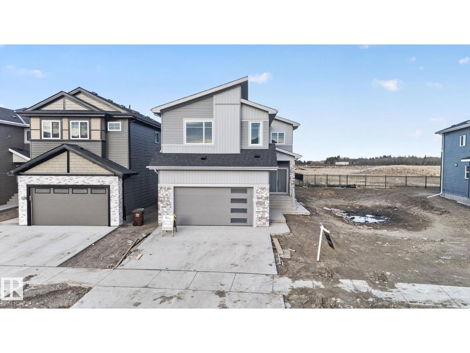 102 ELDRIDGE PT
