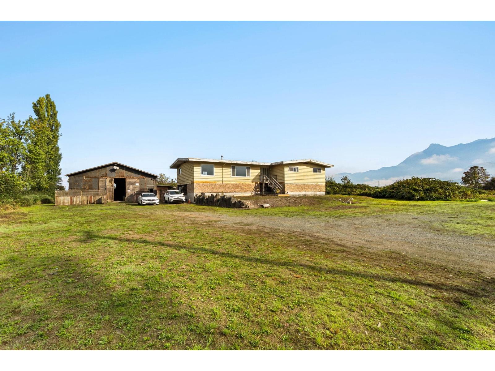 49615 PRAIRIE CENTRAL ROAD, East Chilliwack