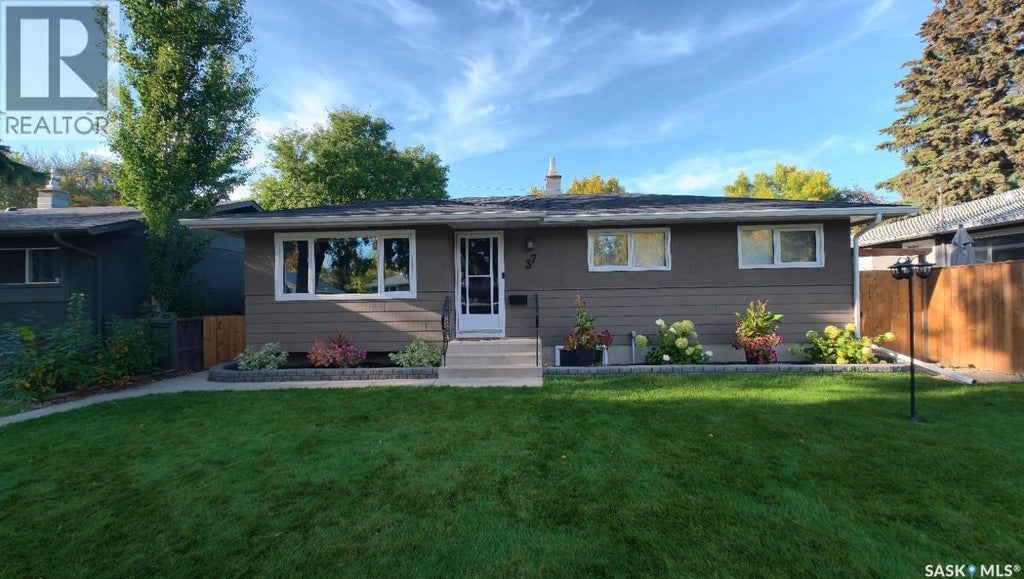 37 DUNNING CRESCENT, SASKATOON, SK S7J 2S6 - Image 3227085862.jpeg?d=l