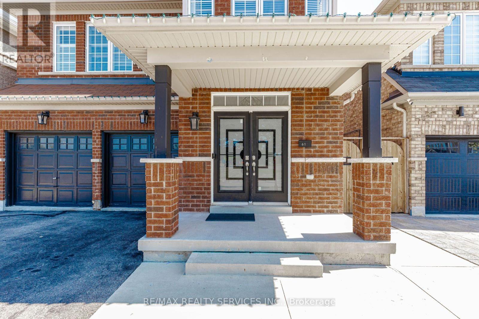 61 SUGARCANE AVENUE