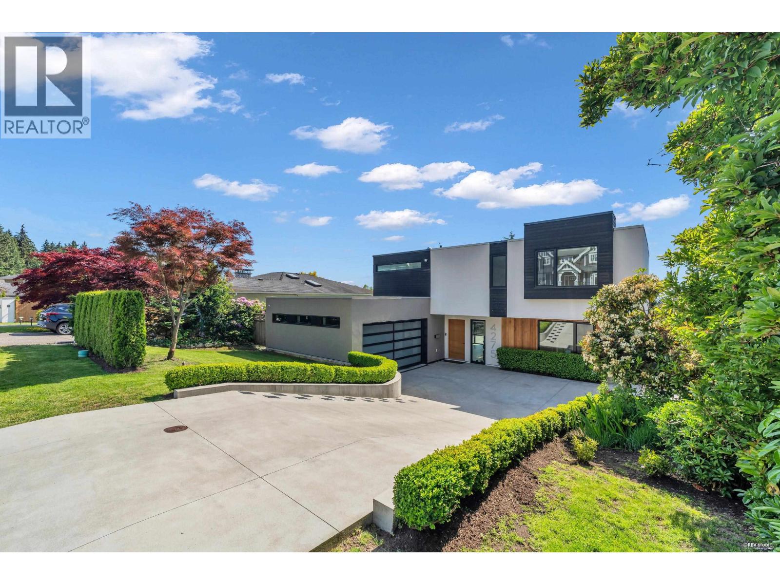 4275 CHELSEA CRESCENT