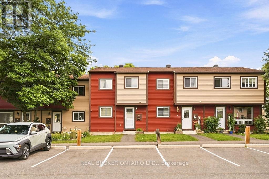 119 TEAL CRESCENT