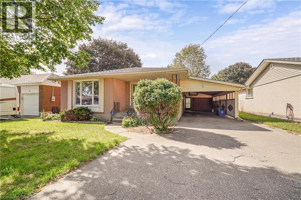 4 WADDINGTON Street