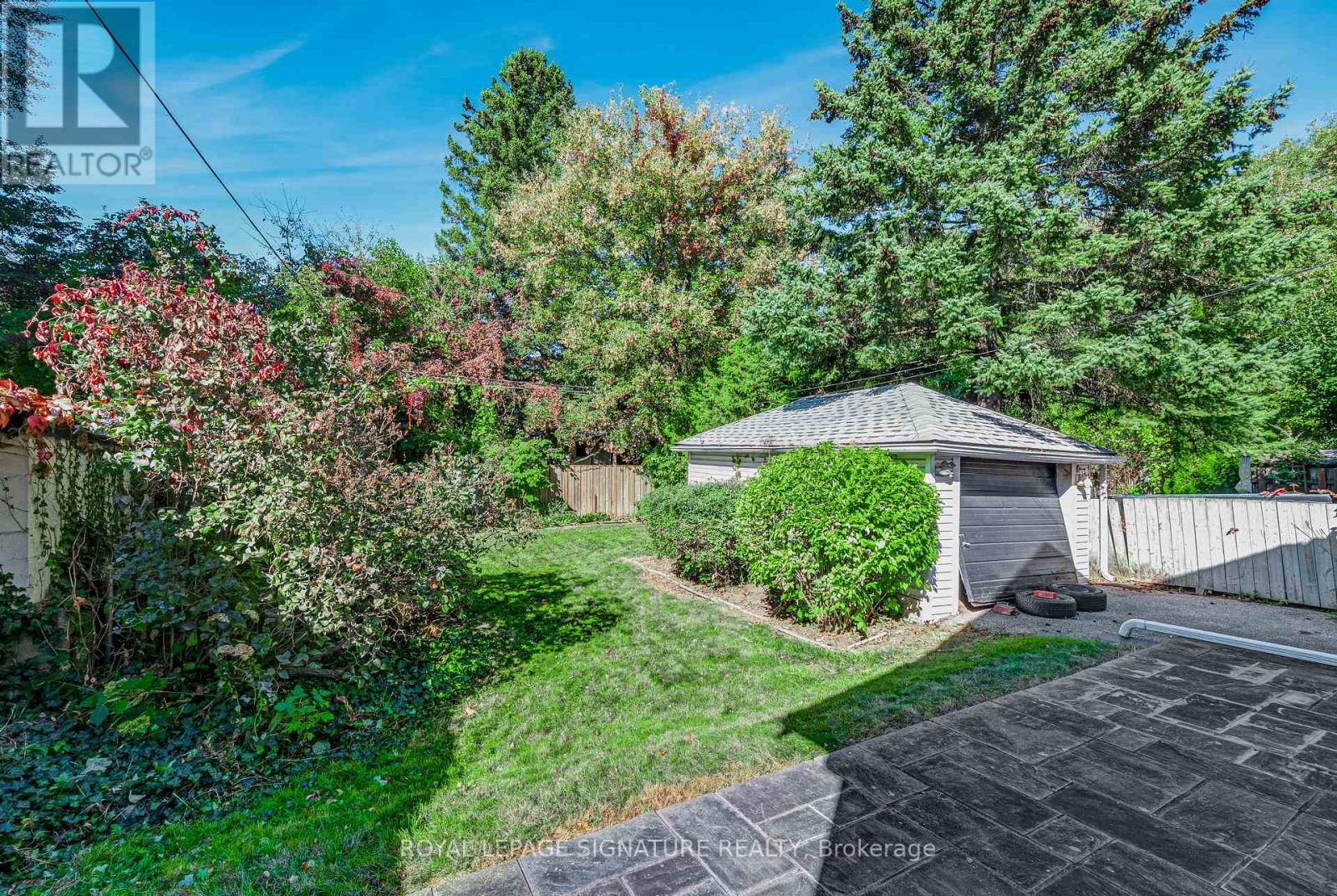 106 MEIGHEN AVENUE
