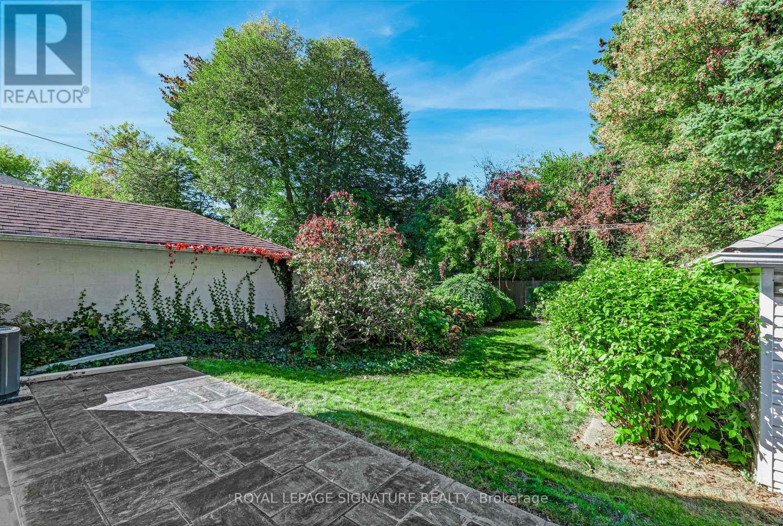 106 MEIGHEN AVENUE