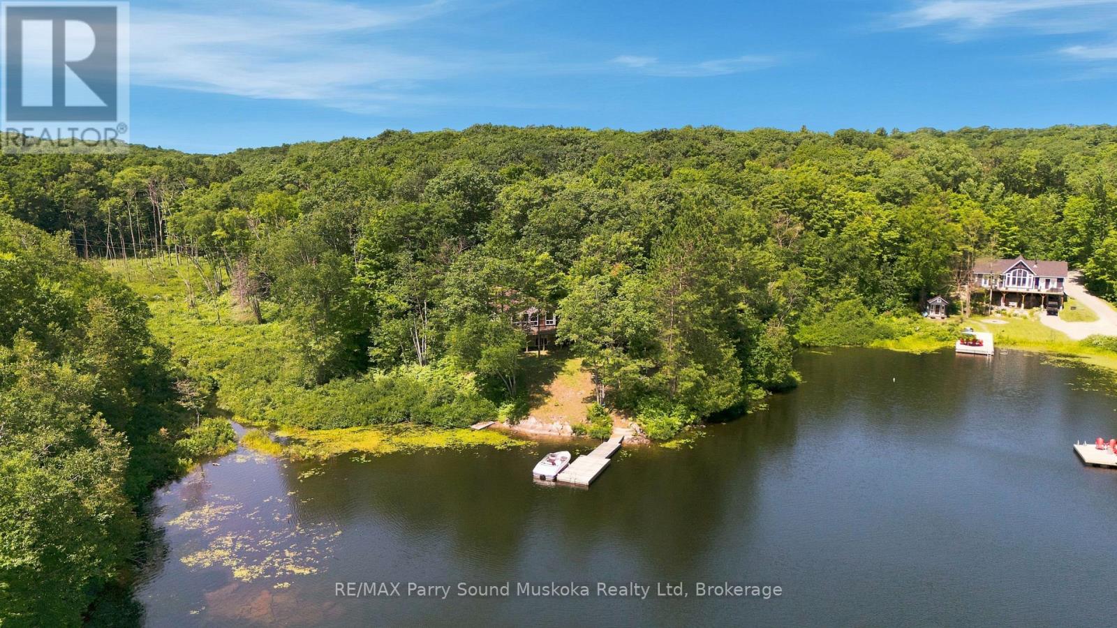 889 185 WA HORSESHOE LAKE