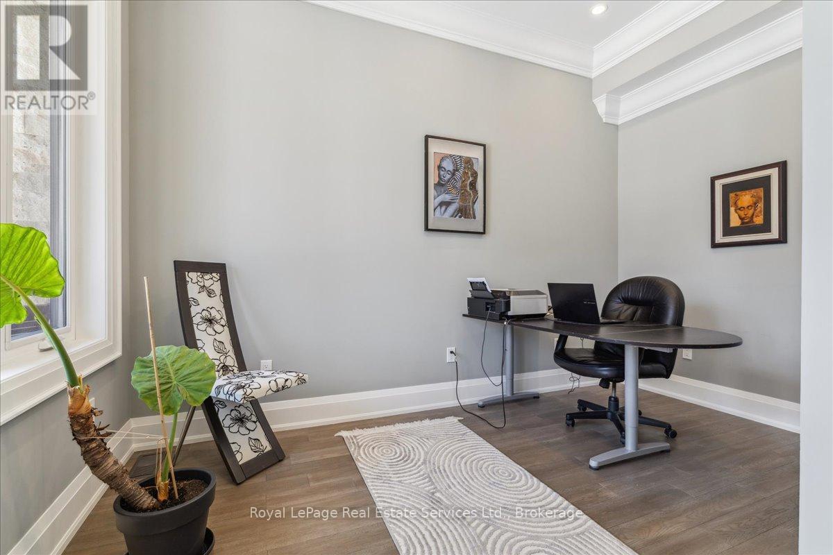 1211 PINEGROVE ROAD