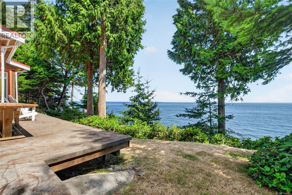105 ISLAND PARK DR, GALIANO ISLAND, BC V0N 1P0 - Image 1149342148.jpeg?d=l