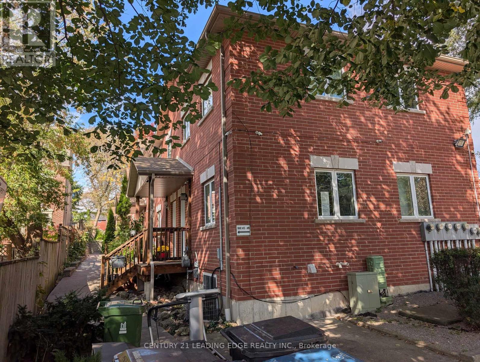 3 - 736 KINGSTON ROAD