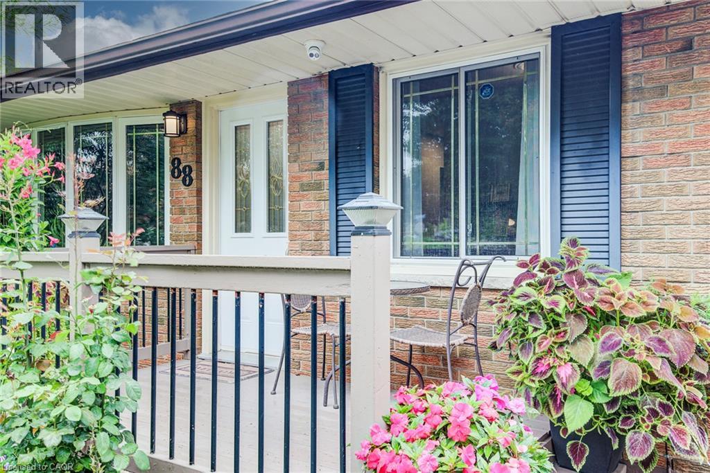 88 PINEDALE Drive