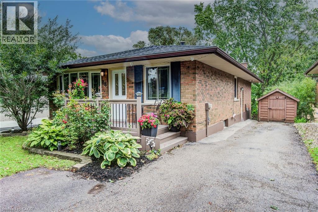 88 PINEDALE Drive