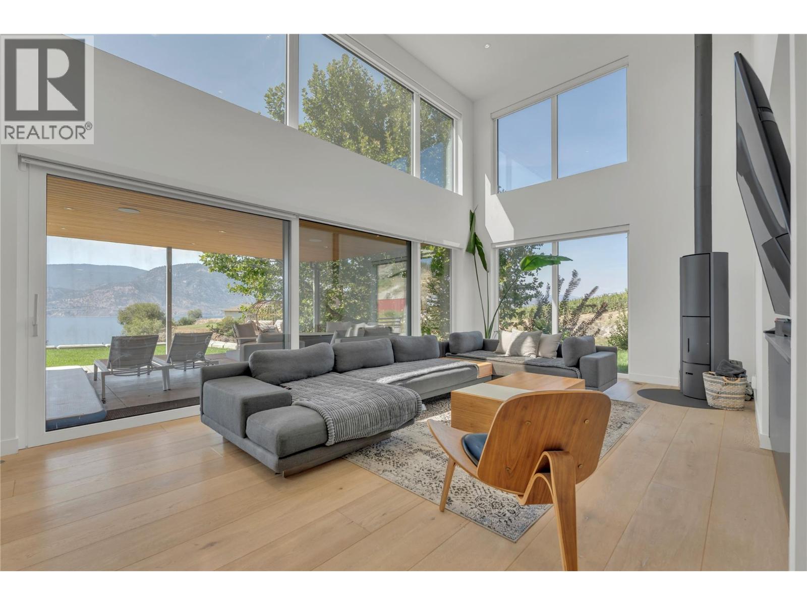 1053 Ohlhausen Road