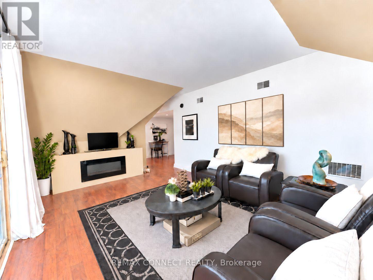 303 - 4872 VALLEY WAY