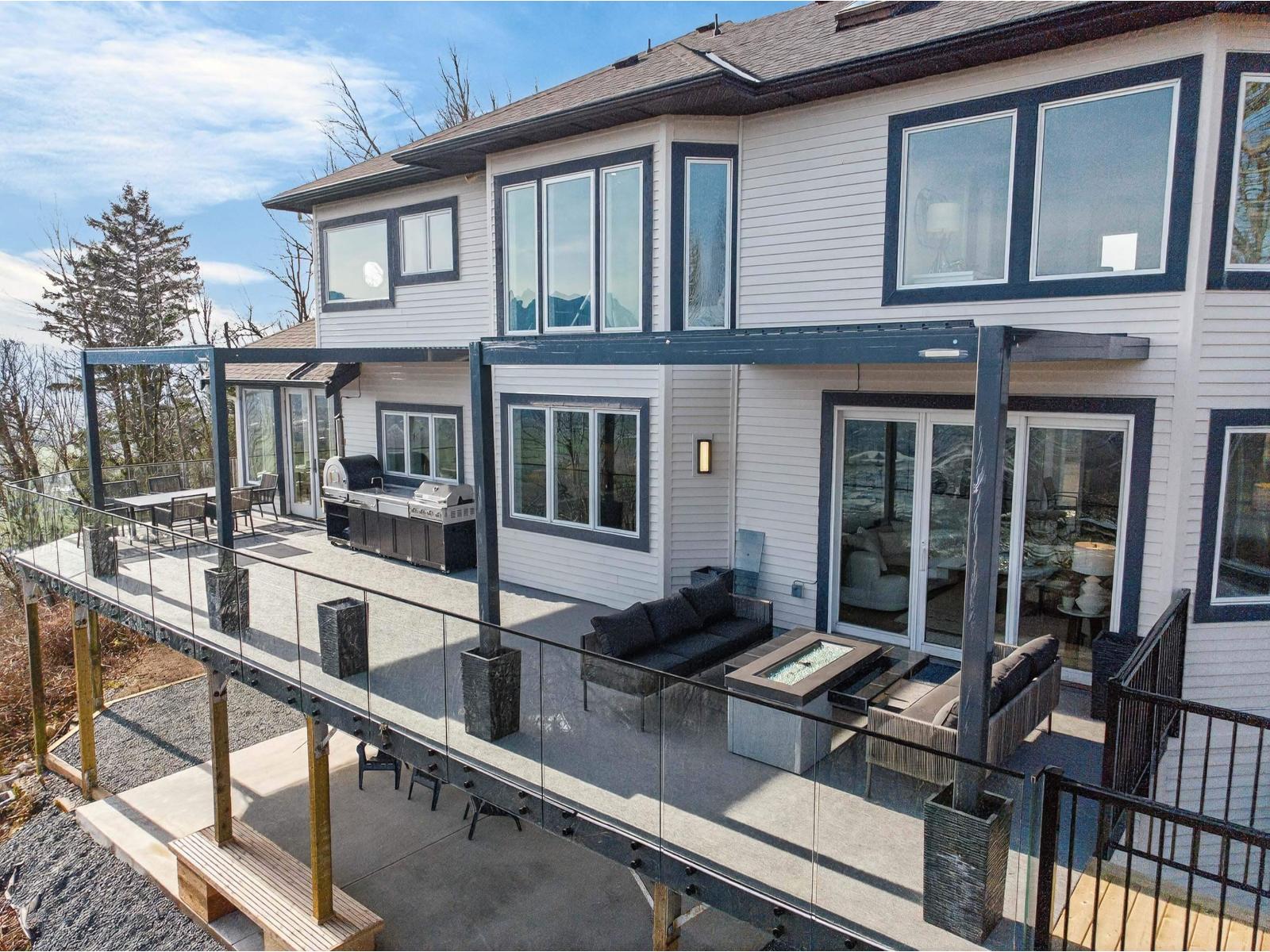 43619 BRACKEN DRIVE, Chilliwack Mountain