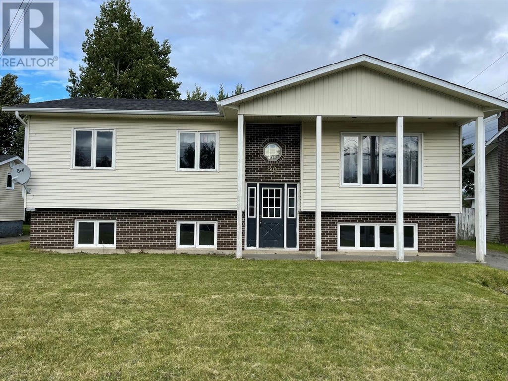 80 SECOND AVENUE, GRAND FALLS-WINDSOR, NF A2B 1B6 - Image 855323691.jpeg?d=l