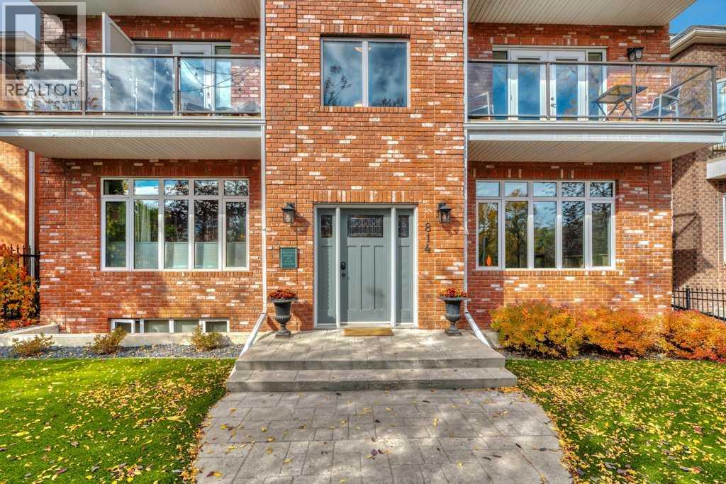 202, 814 Memorial Drive NW