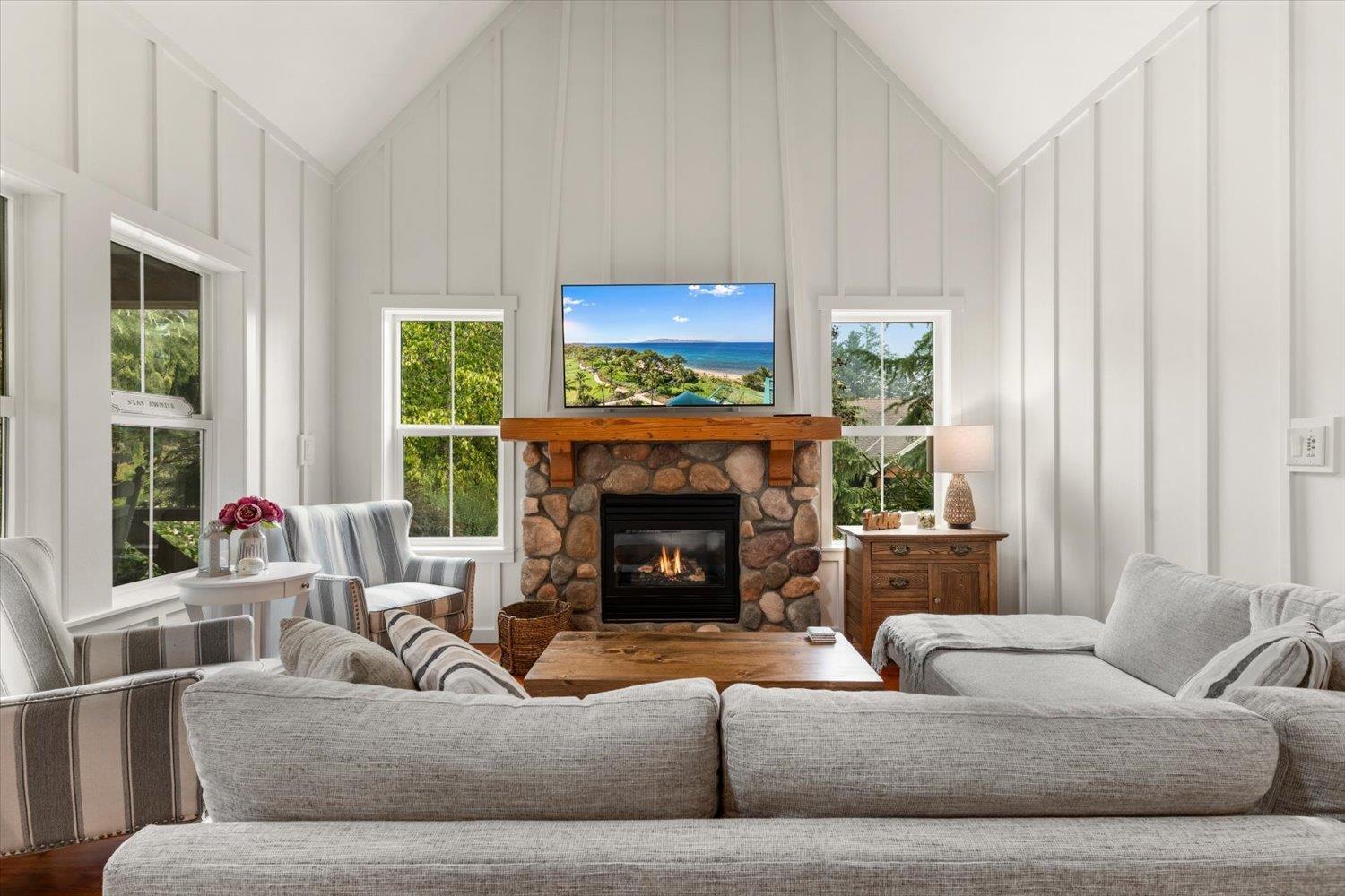 1811 WOOD DUCK WAY, Cultus Lake South