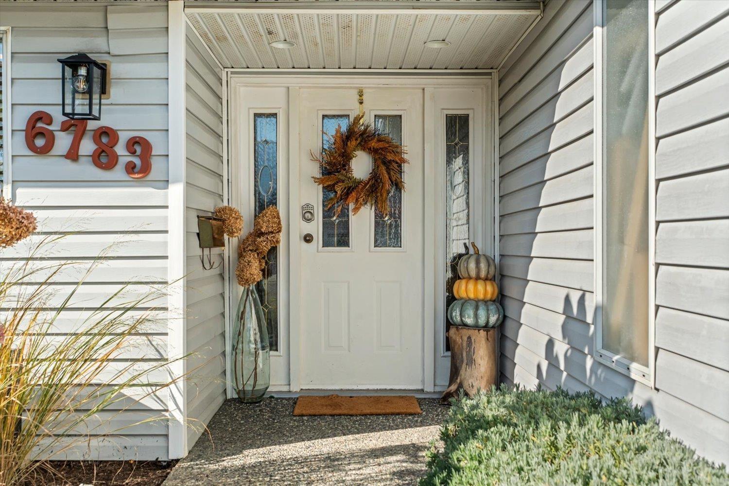6783 VANMAR STREET, Sardis South