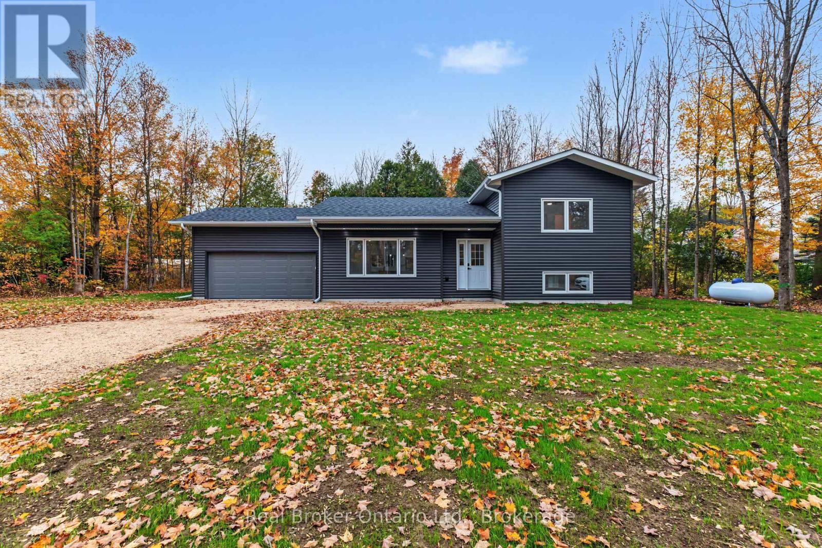 155 CANROBERT STREET