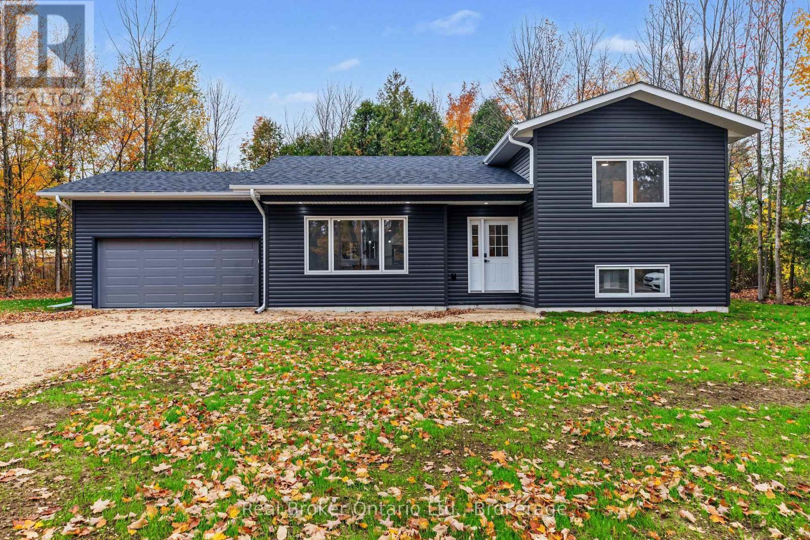 155 CANROBERT STREET