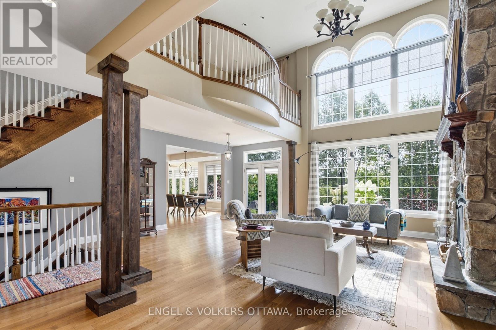 6622 BLOSSOM TRAIL DRIVE